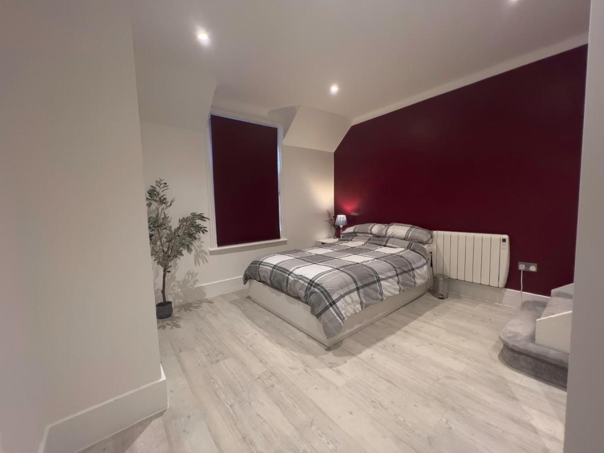 The Dragon Pad Boutique Apartment Royal Tunbridge Wells Exteriör bild